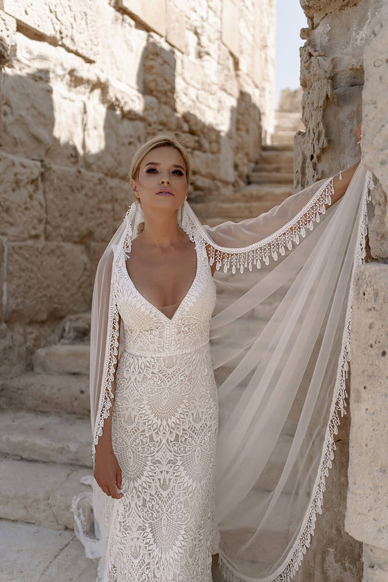 Cathedral veil with fringe – cathedral wedding veil, DAMA Couture.
