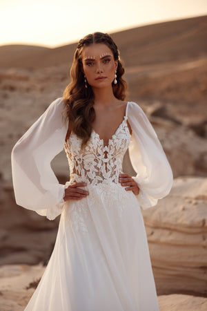 Wedding dress Judith