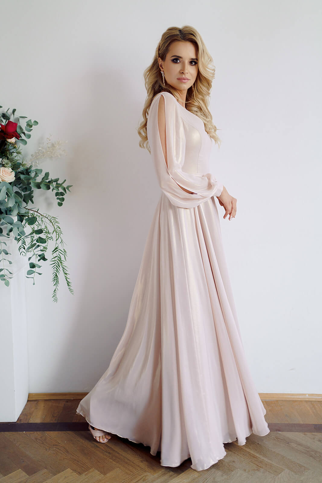 Piryt Heritage – long evening dress by DAMA Couture.