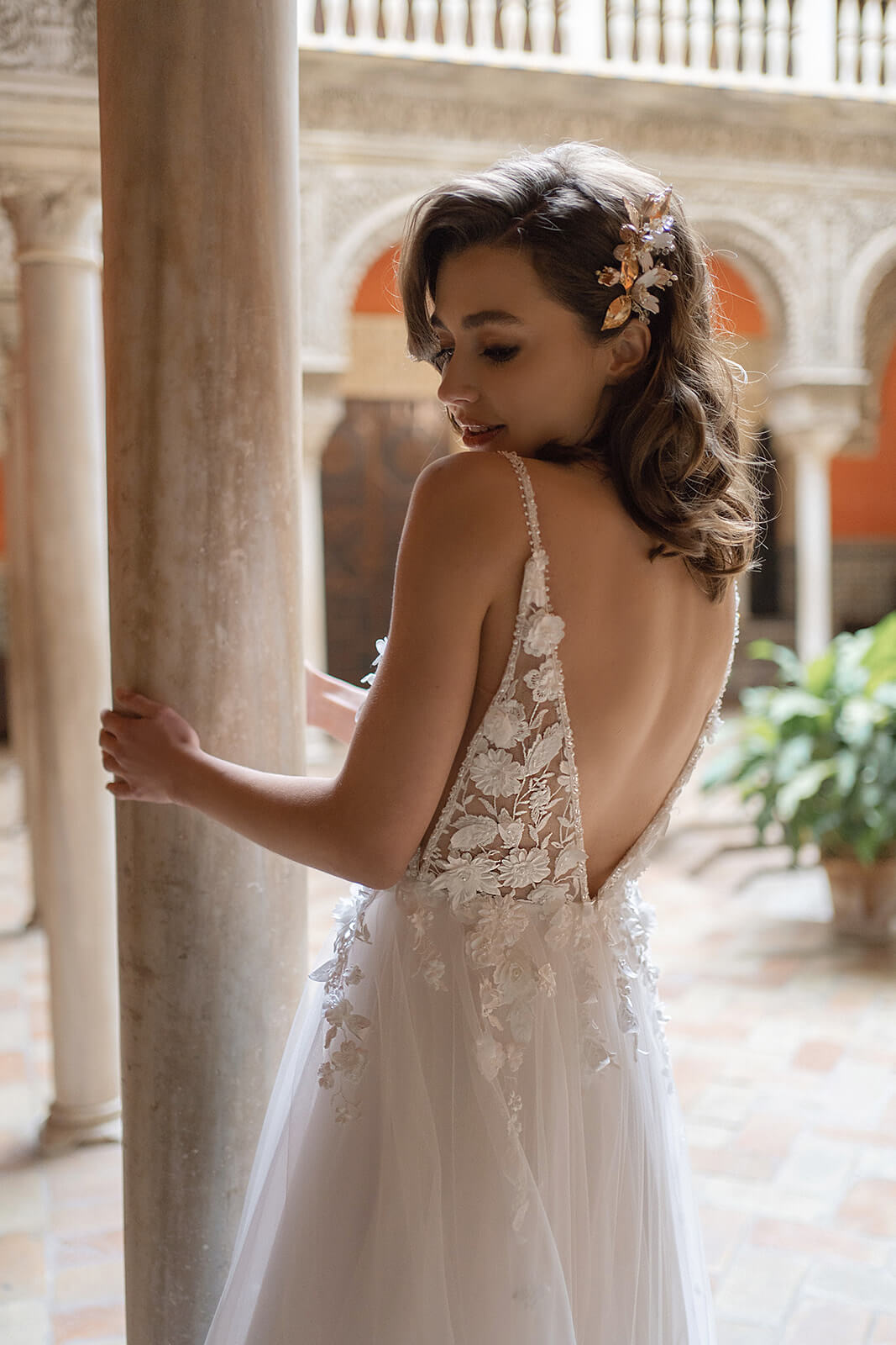 Alissa – detail of the wedding dress.