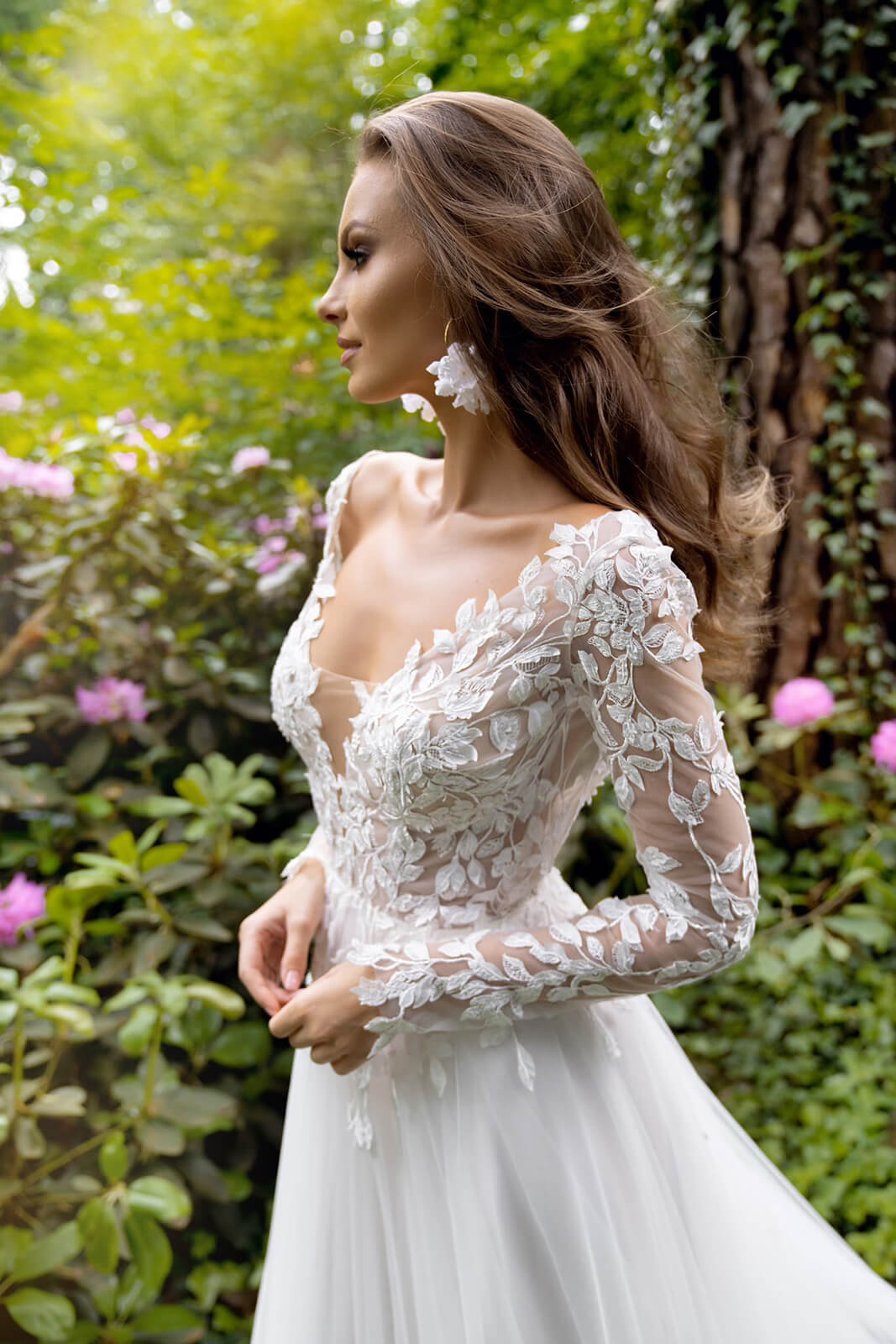 Calista – wedding dress, DAMA Couture.