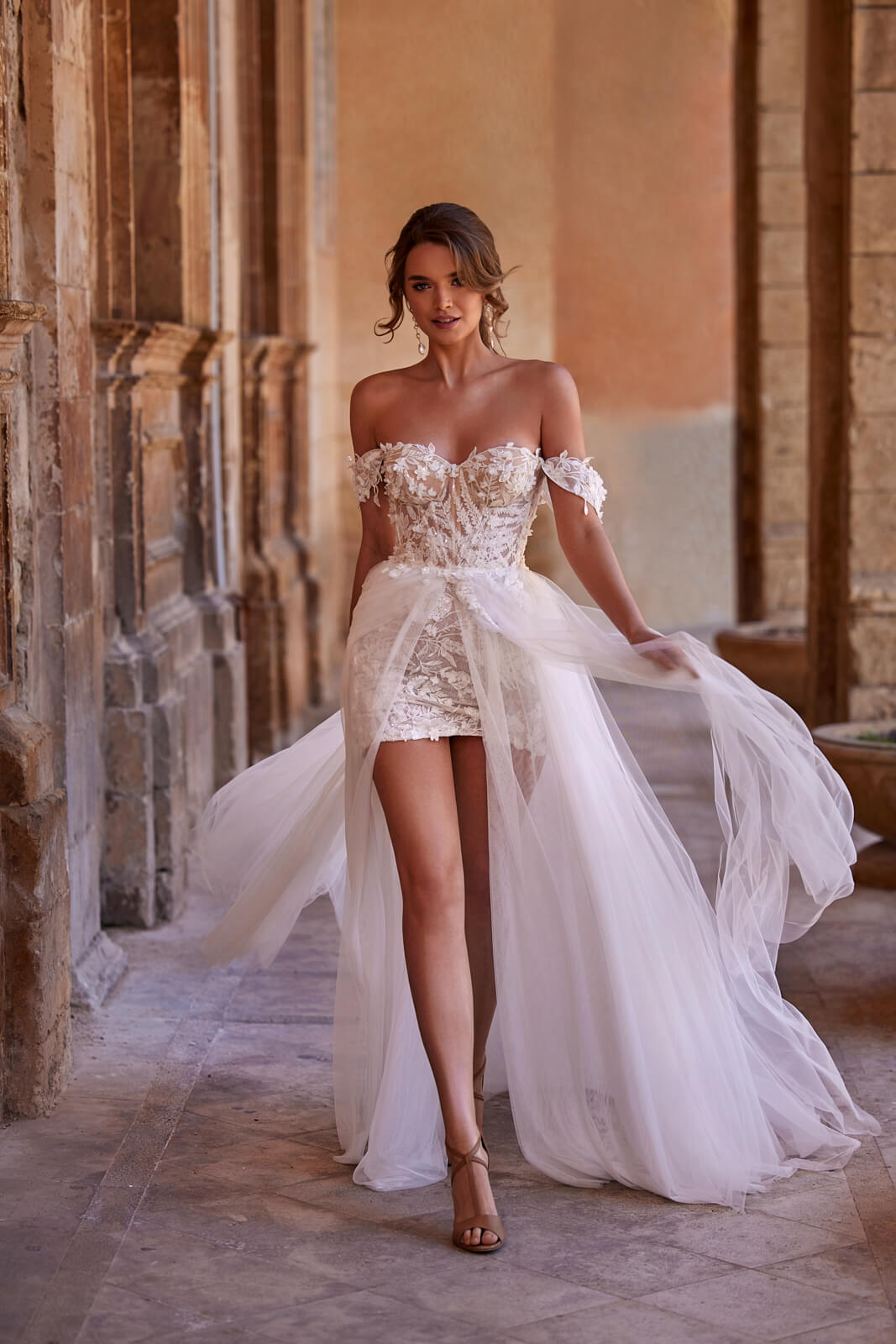 Wedding dress Noa – short wedding dress, DAMA Couture.
