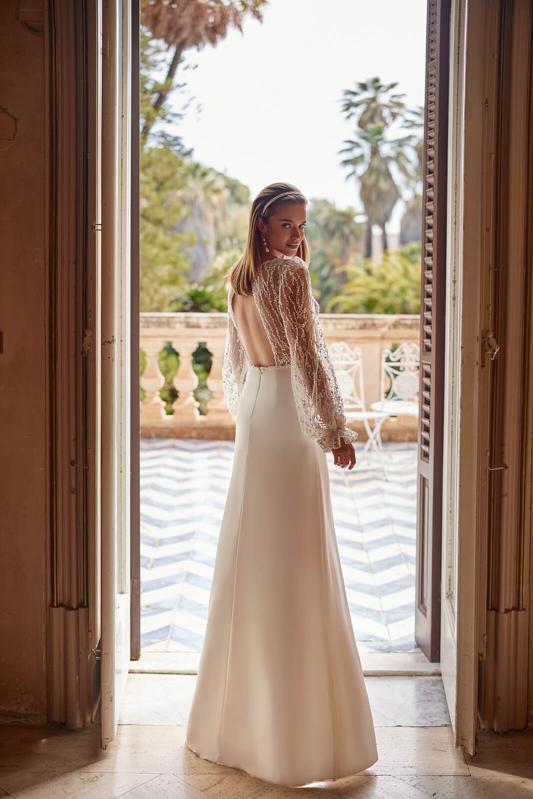 Wedding dress Paula – DAMA Couture A-line wedding dress in satin.