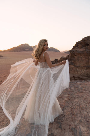 Inca – wedding dress by DAMA Couture.