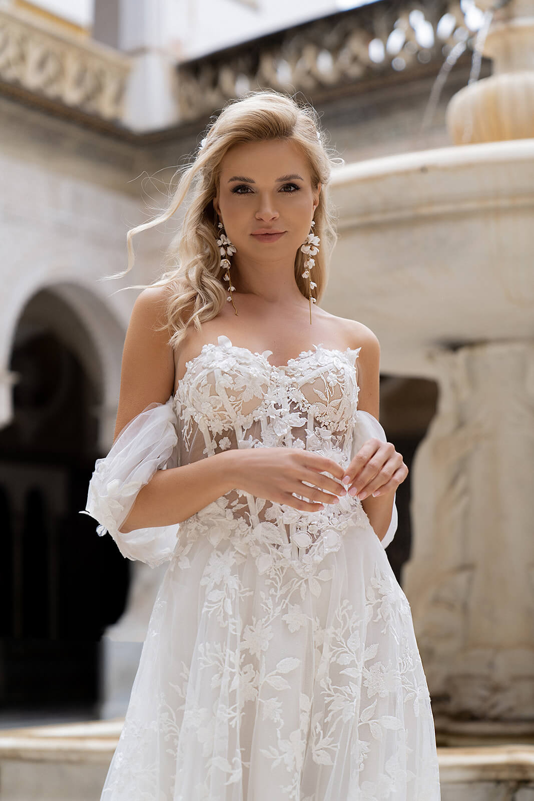 Sarah – wedding dress seen from the back.