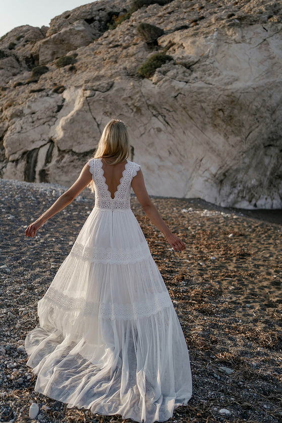 Wedding dress Lidia – A-line bridal gown, DAMA Couture.