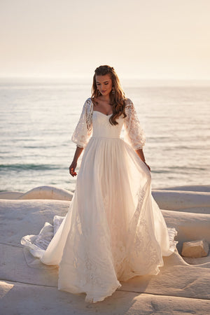 Wedding dress Rania – A-line wedding dress with long sleeves, DAMA Couture.