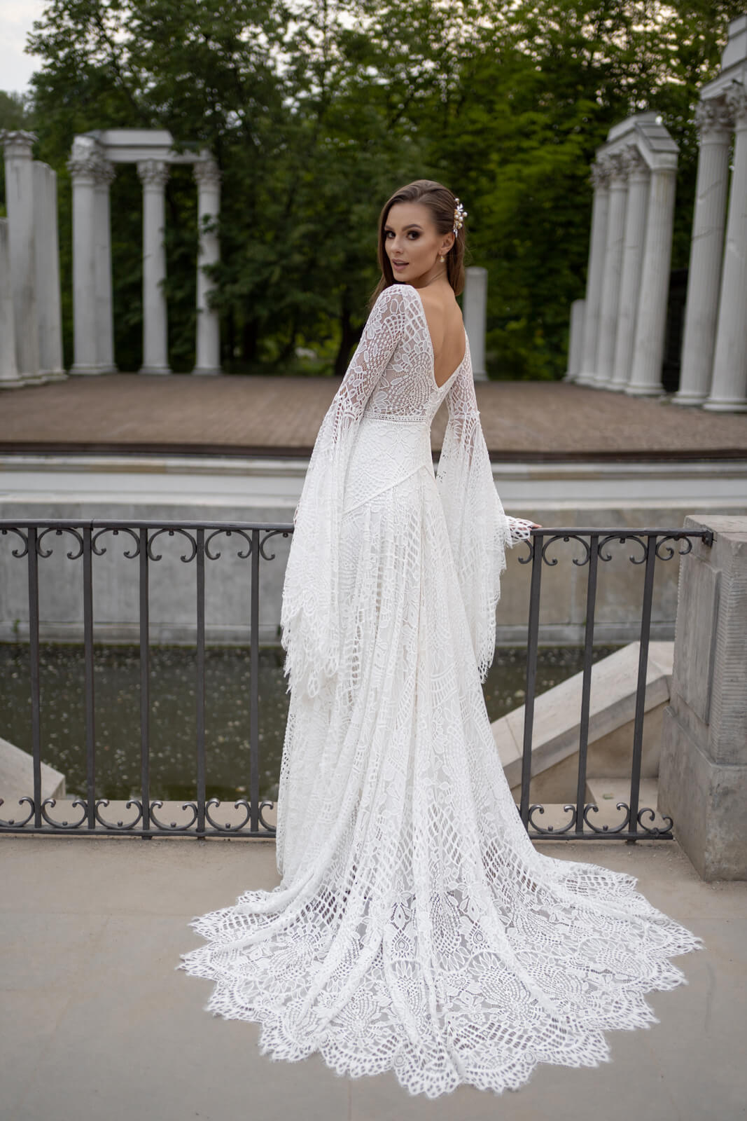 Wedding dress Lea – DAMA Couture A-line wedding dress.