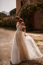 Wedding dress Mia