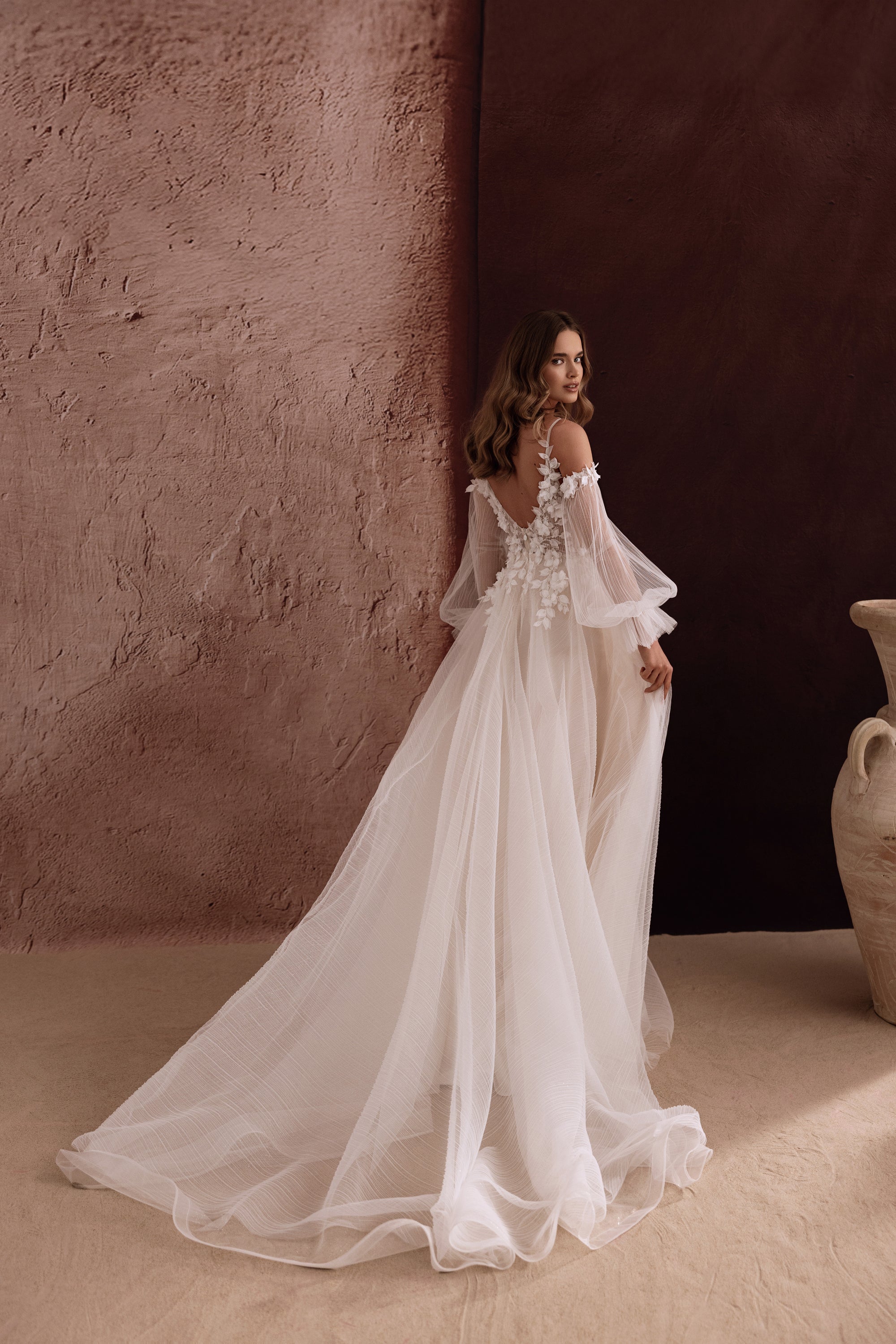 Lilibeth off-the-shoulder wedding dress with a soft train embodies ethereal charm and effortless romance.